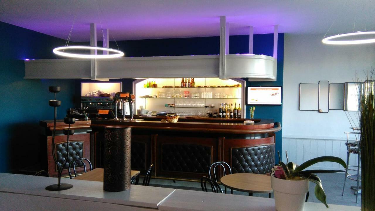Clair De Lie Hotel Vallet Buitenkant foto